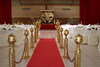 TRONE ROUGE ET DORE
