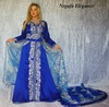 Tenue bleu roi brode