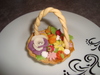 panier aux amandes garnie de ces fruits