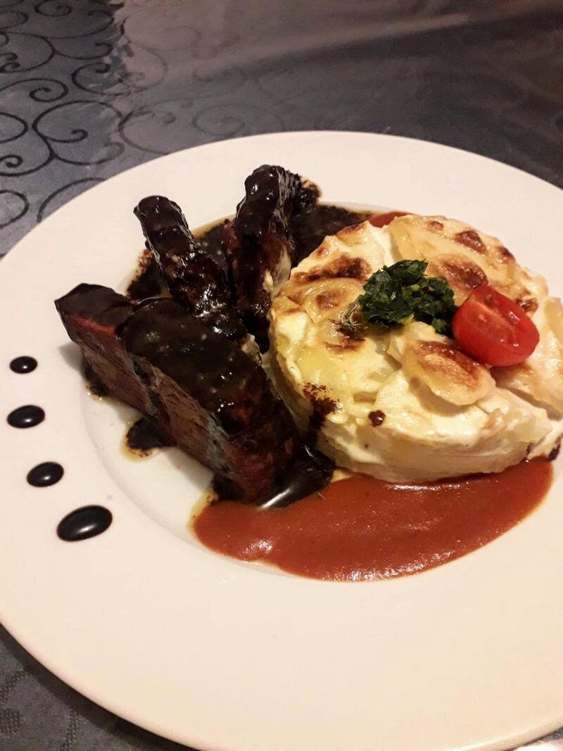 Bœuf miroir et gratin dauphinois de Labriak Traiteur